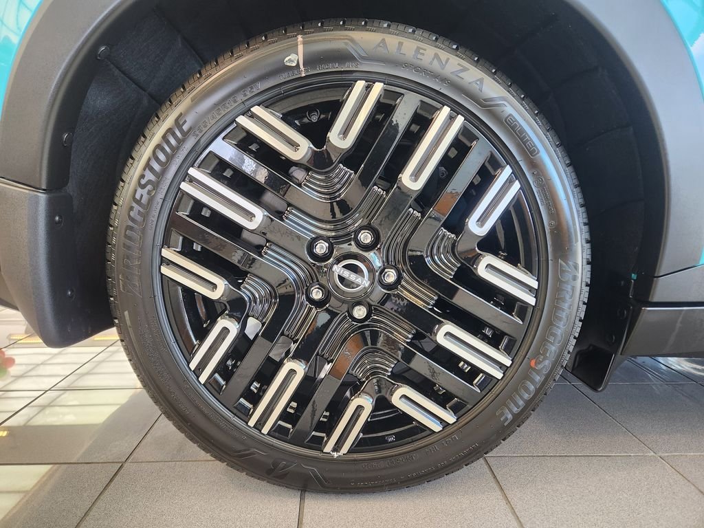 New 2026 Seabreeze Blue Pearl / Super Black Two-tone Nissan PLATINUM+ image 13