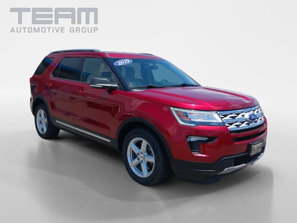 2019 Ford Explorer XLT FWD's photo
