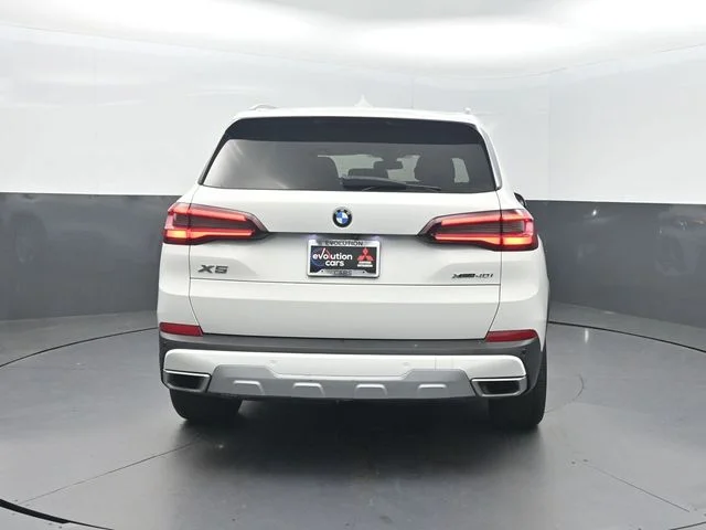 Used 2022 White BMW xDrive40i image 31