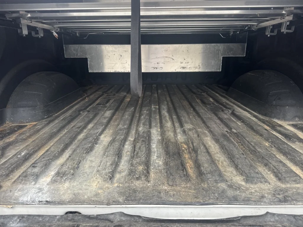 Used 2022 White Ford Platinum image 18