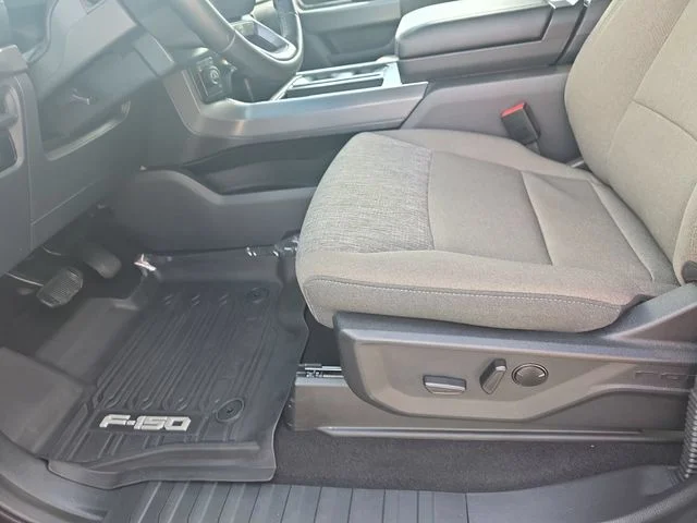 Used 2024 Red Ford XLT image 29