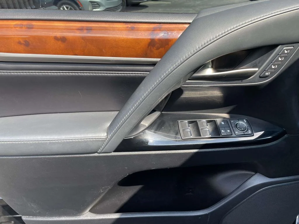 Used 2018 Black Lexus Two-Row image 18