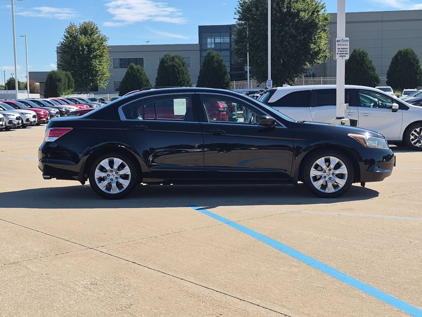 Used 2010 Crystal Black Pearl Honda EX-L Sedan image 5
