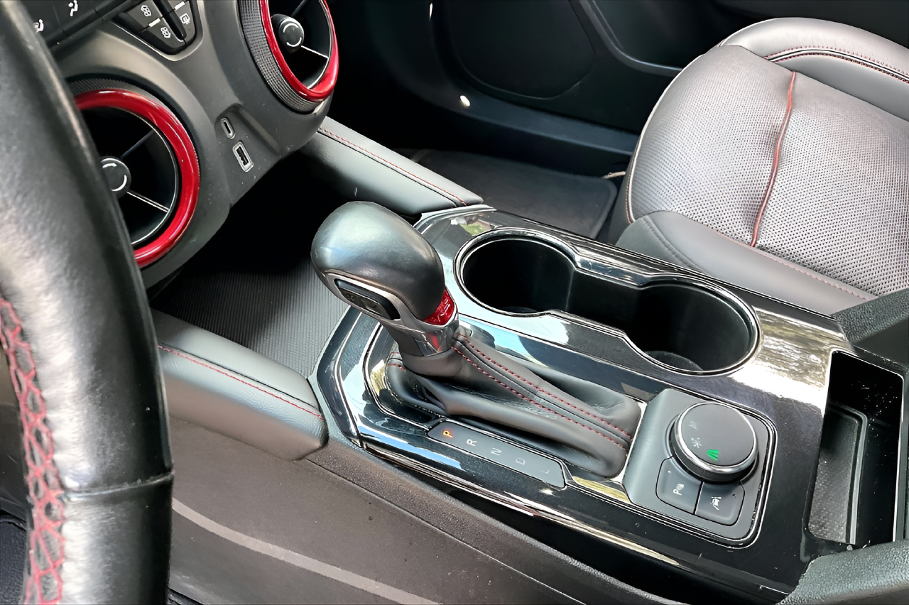 Used 2022 Red Chevrolet RS image 15