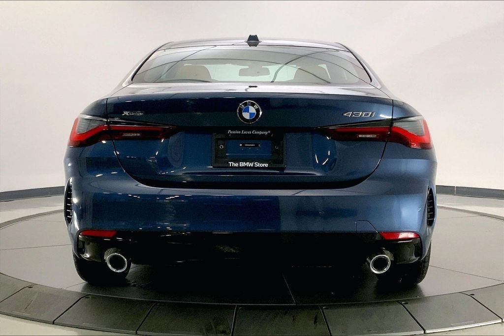 Used 2026 Arctic Race Blue Metallic BMW  image 3
