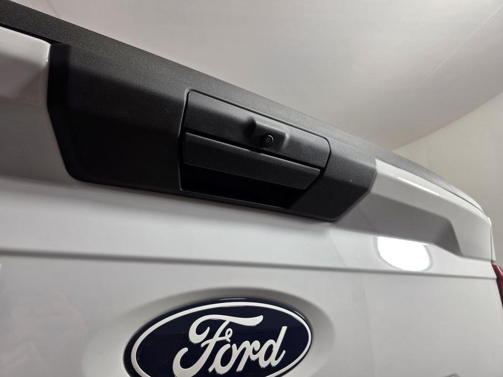 2025 Ford F-150 STX - Photo 5