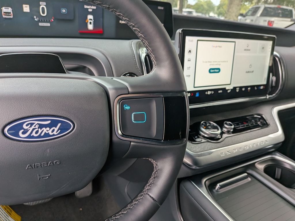 New 2027 Glacier Gray Metallic Tri-Coat Ford Tremor® image 24