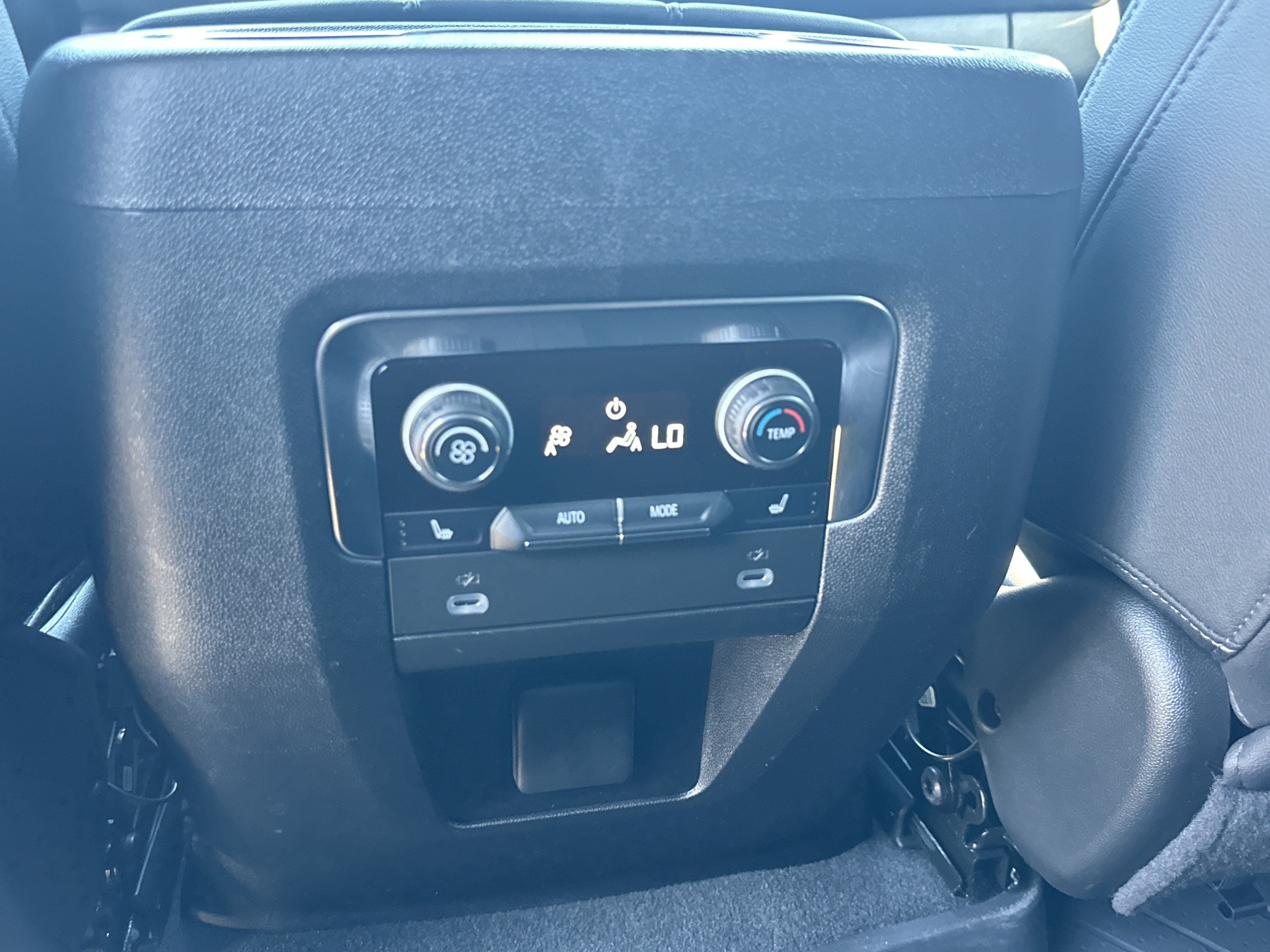 2024 Chevrolet Tahoe Z71 - Photo 26