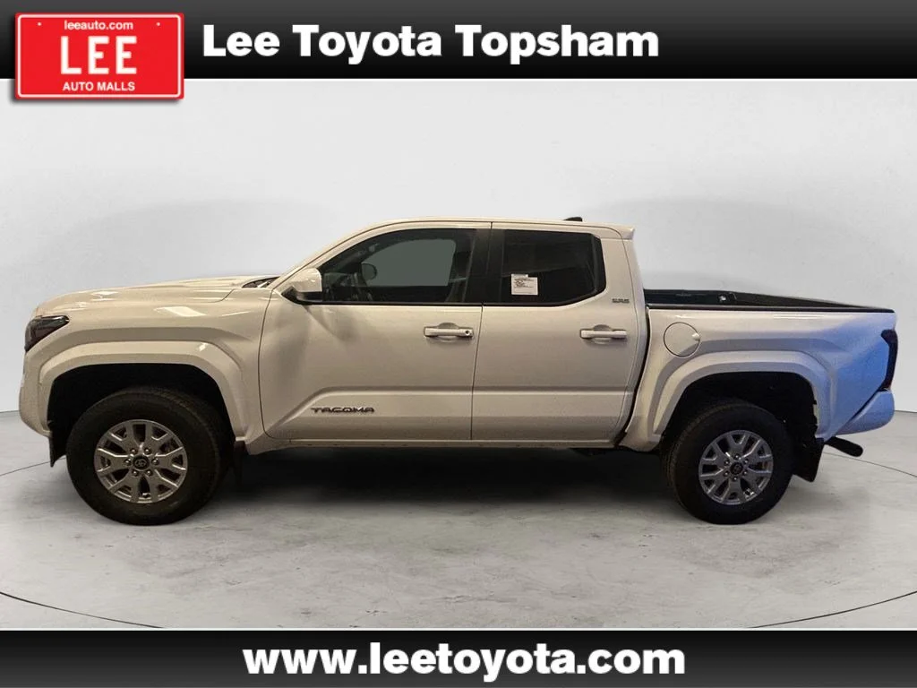 New 2026 Ice Toyota SR5 image 2