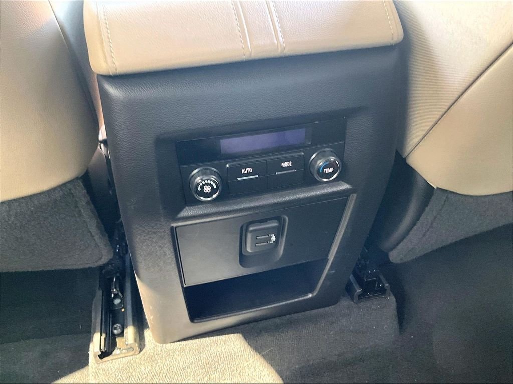 Used 2022 Silver Ice Metallic Chevrolet LT Leather image 29