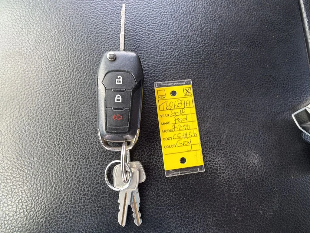 Used 2018 Gray Ford XLT image 14