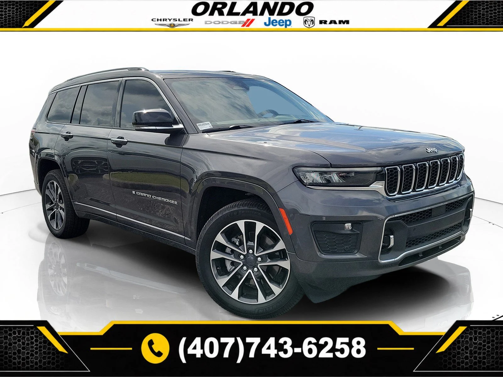 Used 2022 Baltic Gray Metallic Clearcoat Jeep Overland image 1