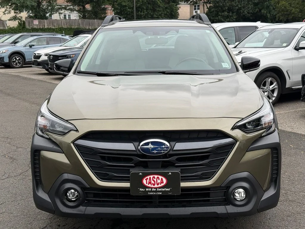 Used 2025 Autumn Green Metallic Subaru Premium image 3