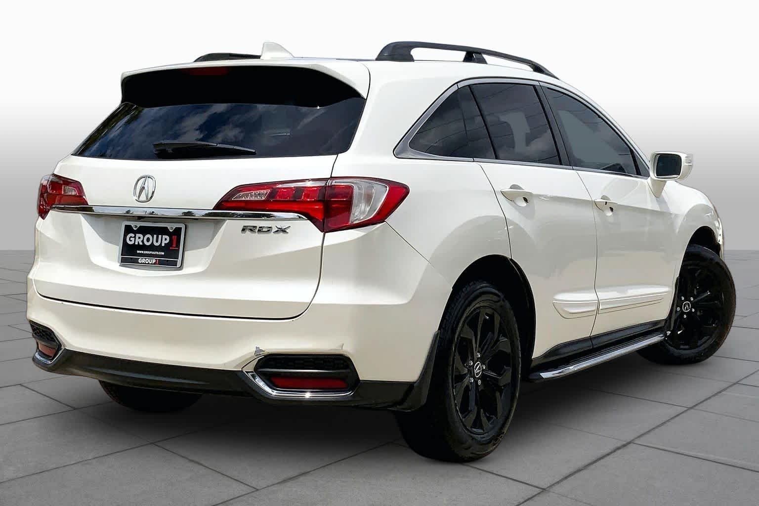 Used 2017 White Diamond Pearl Acura w/Technology Pkg image 13