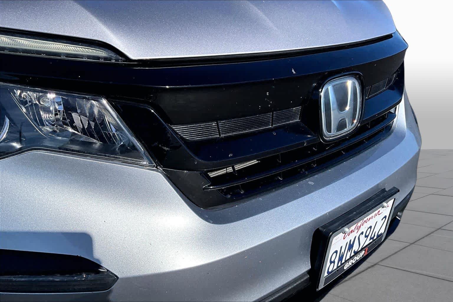 Used 2021 Lunar Silver Metallic Honda Special Edition image 28