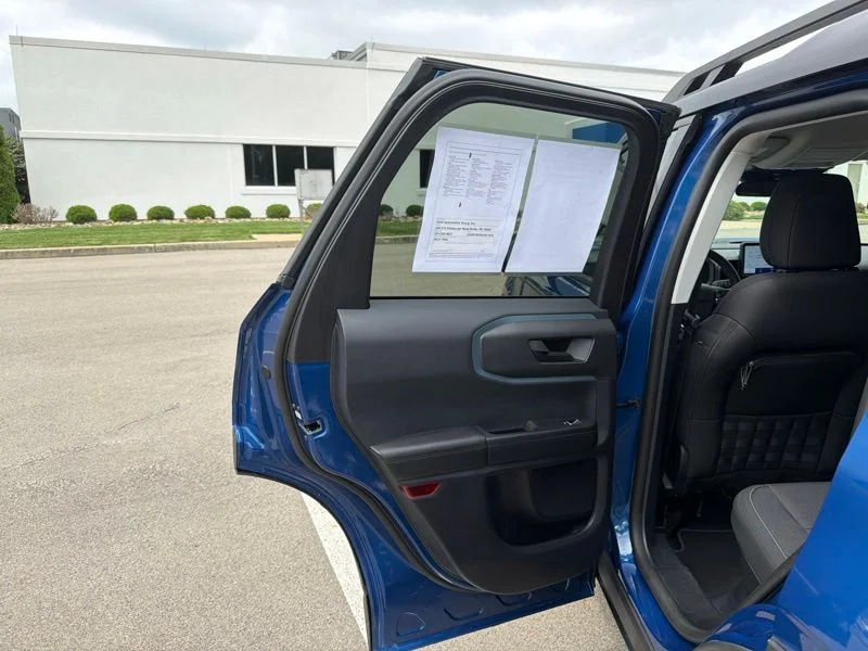 Used 2024 Blue Ford Badlands image 13