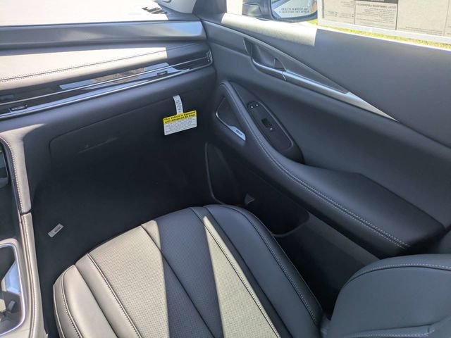 New 2027 Gray INFINITI LUXE image 18
