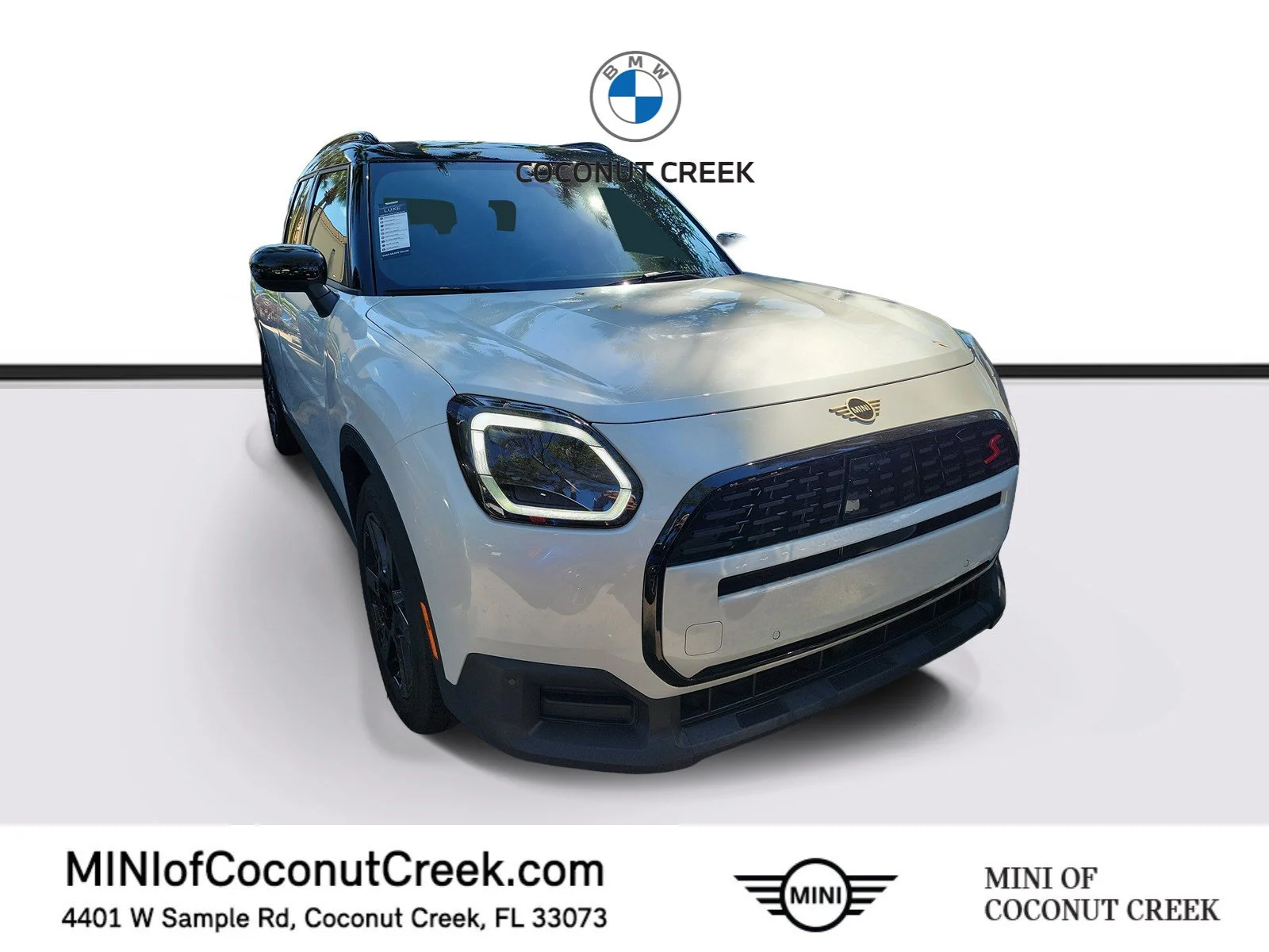 New 2027 White Metallic MINI Signature Plus image 1