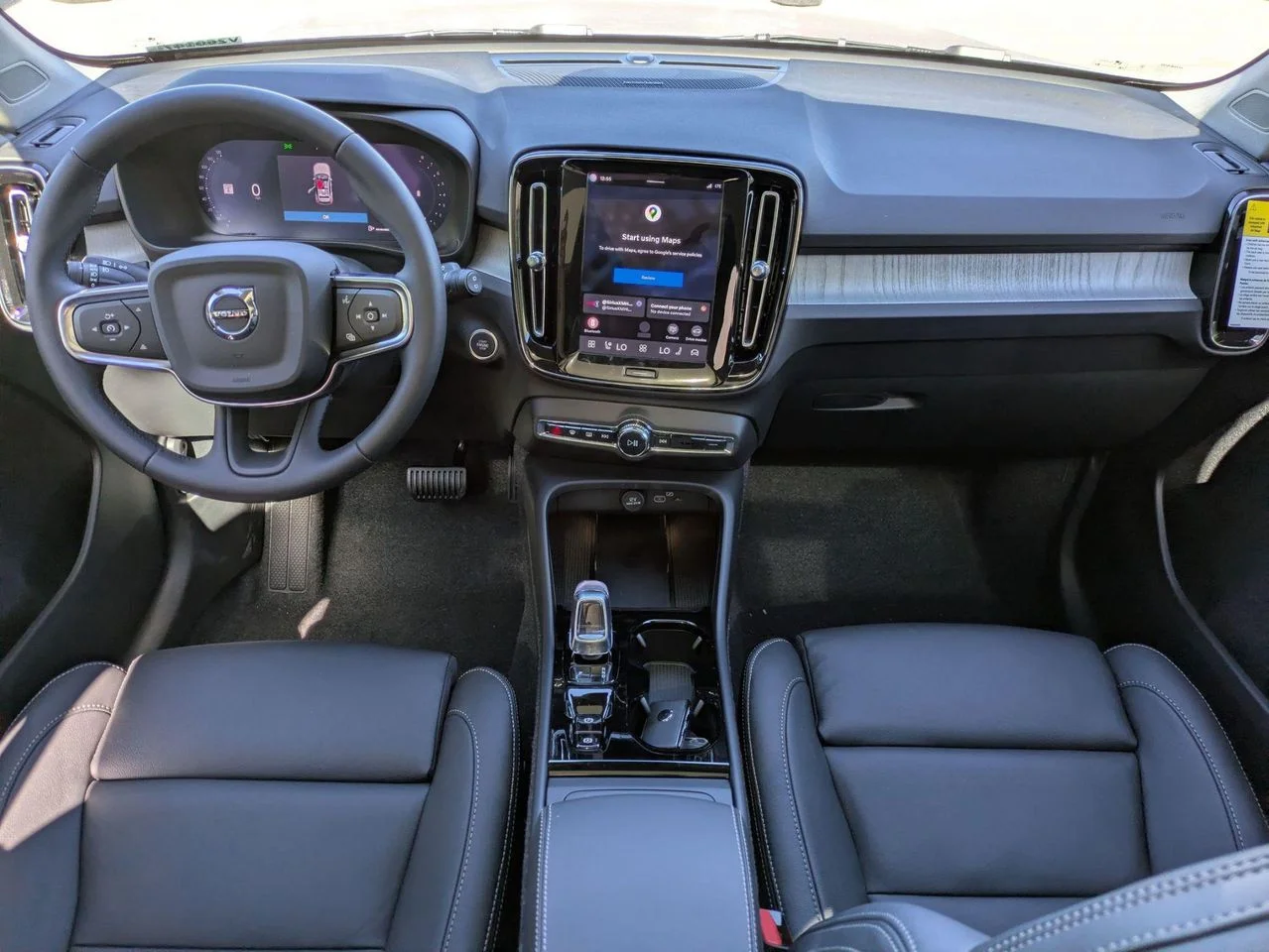 2026 Volvo XC40 Ultra - Photo 10