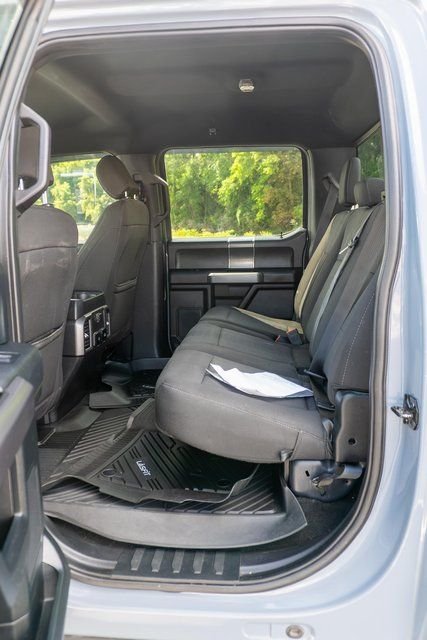 Used 2019 Gray Metallic Ford XLT image 11
