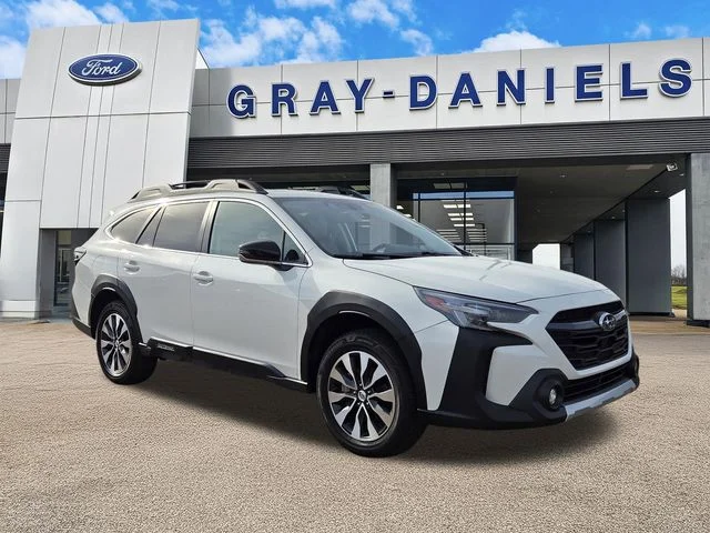 2023 Subaru Outback Limited's photo