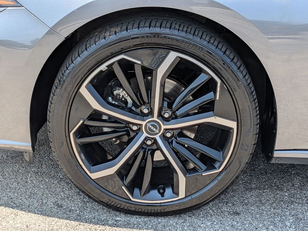 Used 2024 Gray Nissan 2.5 SR image 14