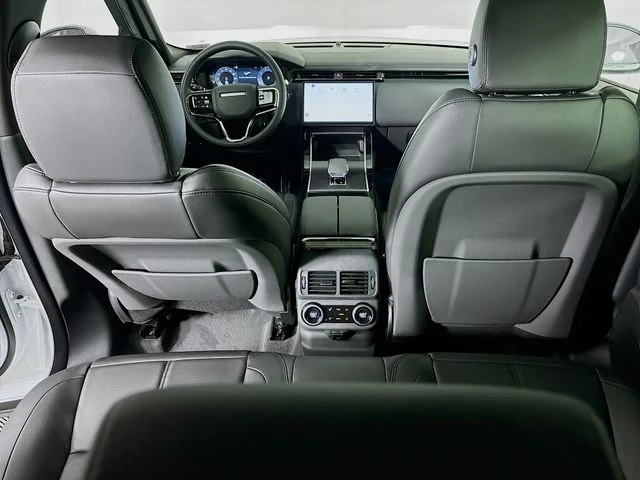 Certified Used 2026  Land Rover Dynamic SE image 25