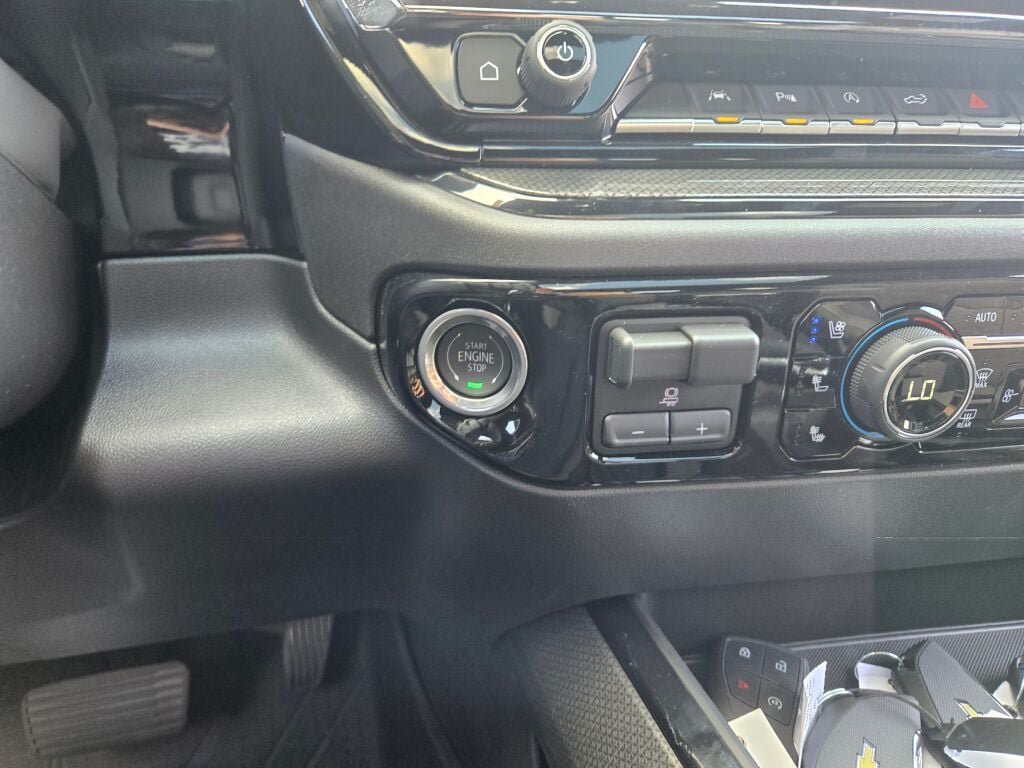 2026 Chevrolet Silverado 1500 ZR2 - Photo 29