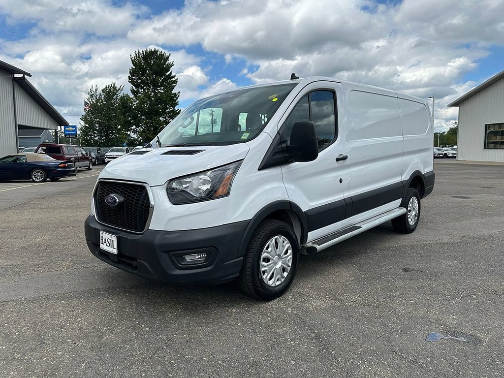 Used 2025 White Ford T250 image 8