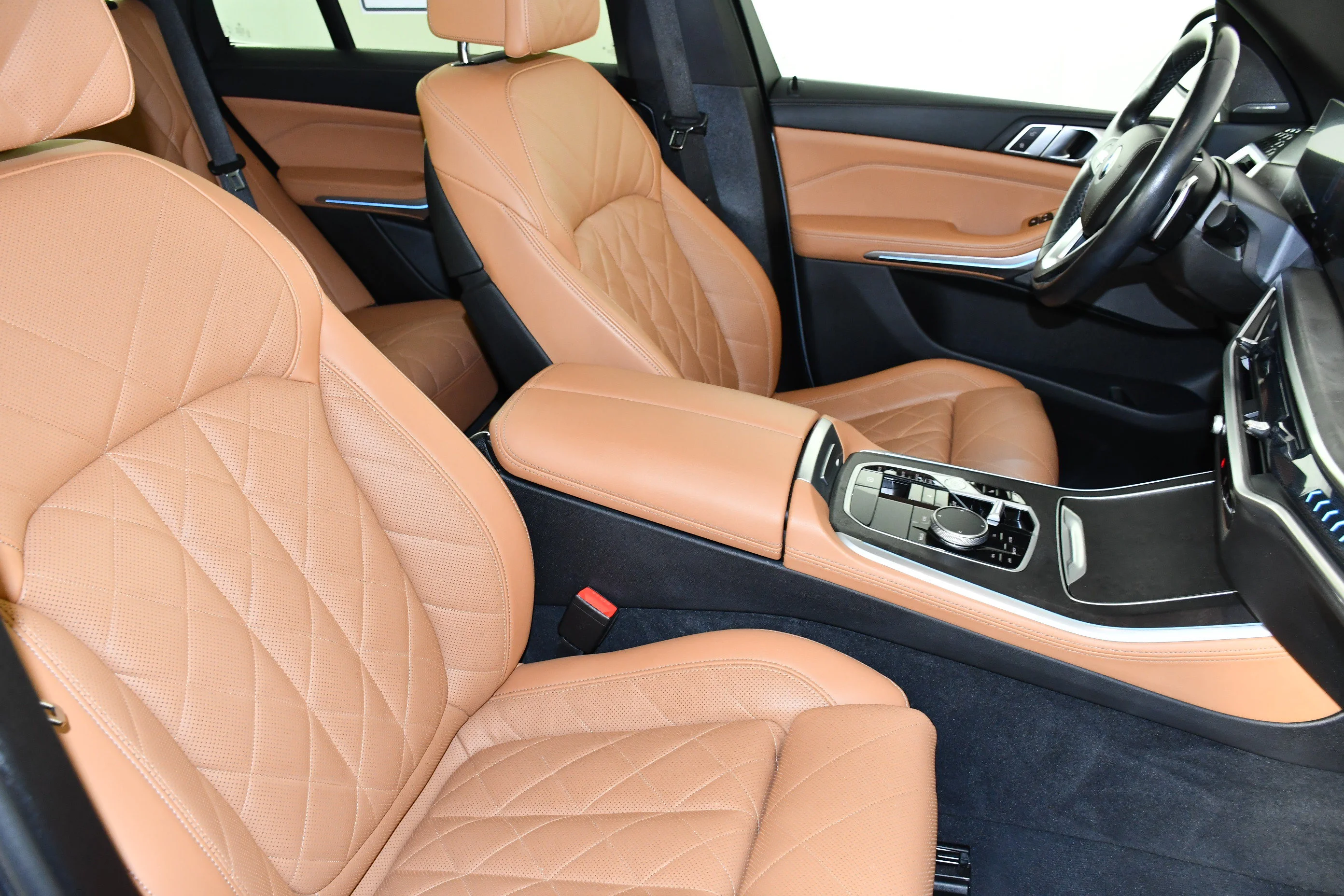 Used 2024 Skyscraper Grey Metallic BMW xDrive40i image 42