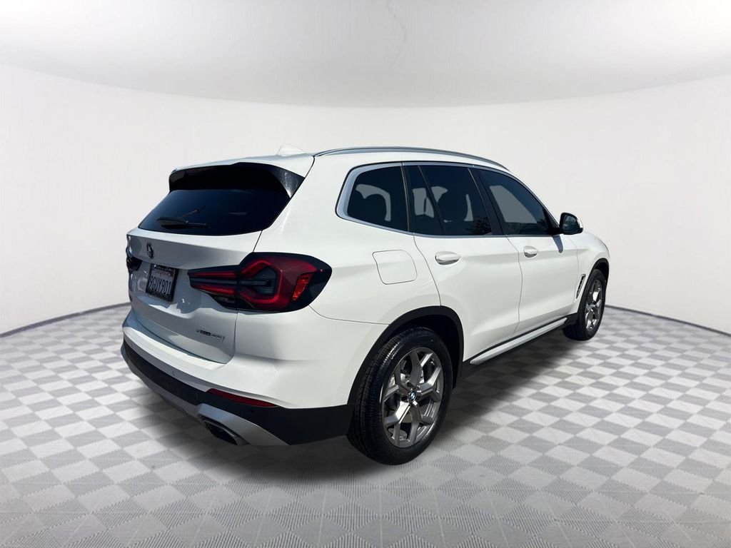 Certified Used 2023 Alpine White BMW sDrive30i image 4