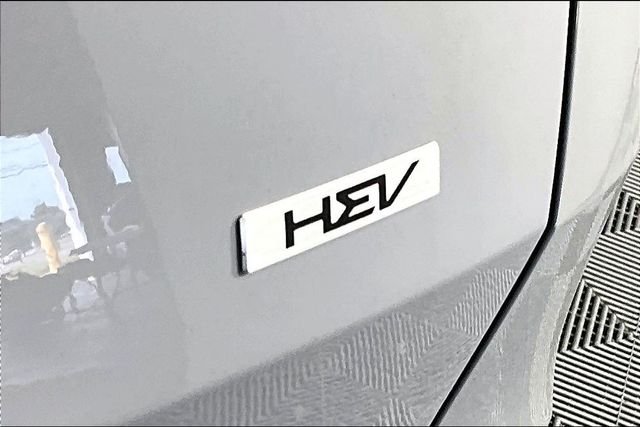 New 2026 Wolf Gray Kia EX image 10