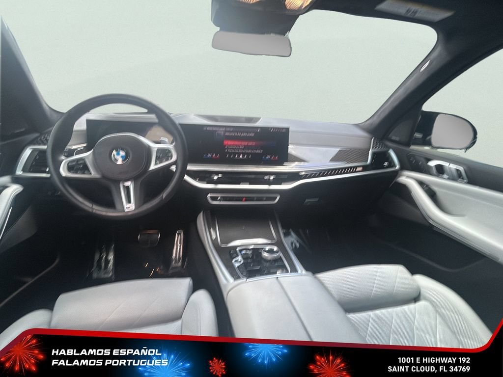 Used 2024 Blue BMW M60i image 26