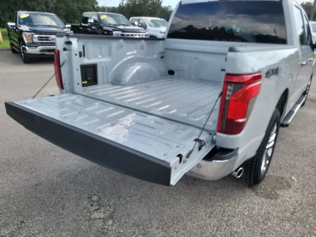 Used 2026 White Ford XLT image 10