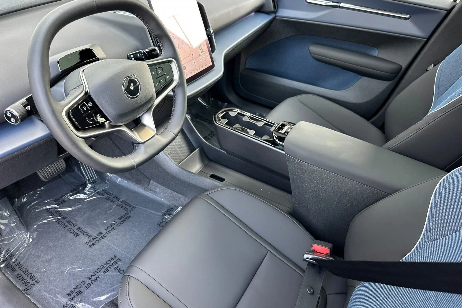 New 2026 Crystal White Volvo Ultra image 9