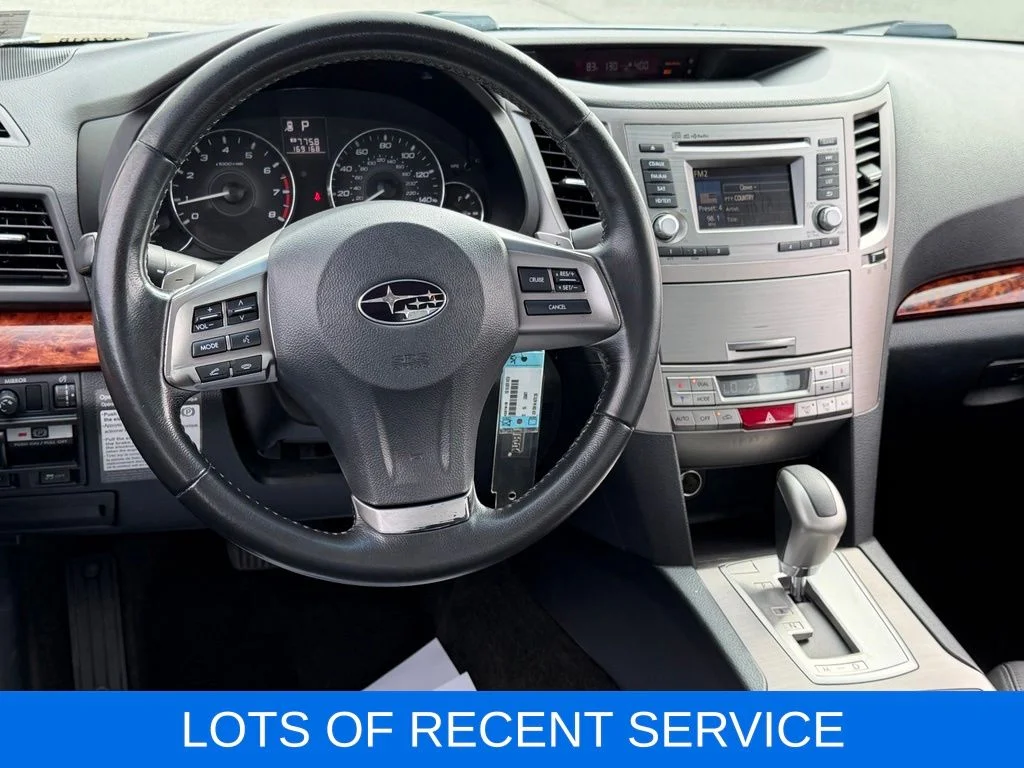 Used 2012 Silver Subaru 2.5i image 7