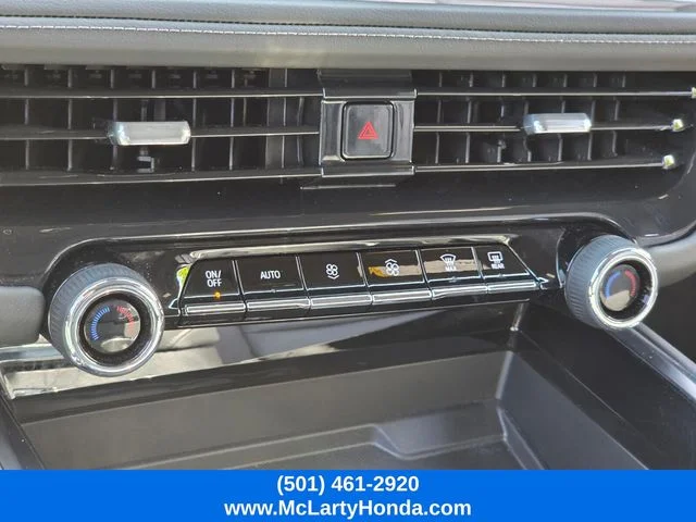 Used 2025 Summit White Chevrolet LT image 23