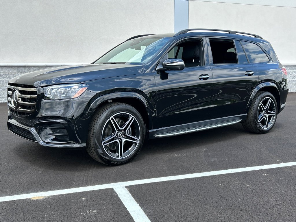 New 2026 Obsidian Black Metallic Mercedes-Benz GLS 450 image 1