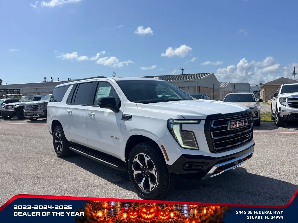New 2026 Summit White GMC AT4 image 2