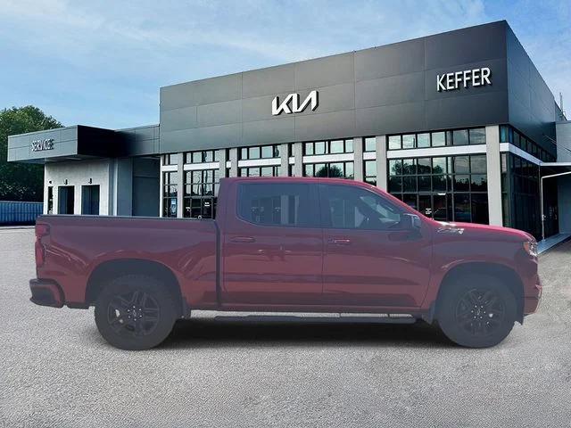 Used 2023 Red Chevrolet RST image 9