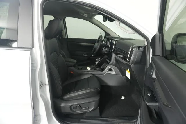 New 2026 Oxford White Ford Lariat® image 29