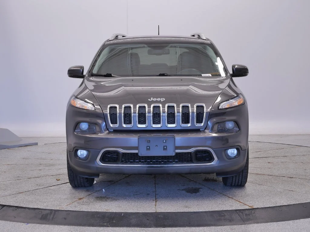 Used 2015 Jeep Cherokee Limited with VIN 1C4PJMDS2FW735230 for sale in Coon Rapids, Minnesota