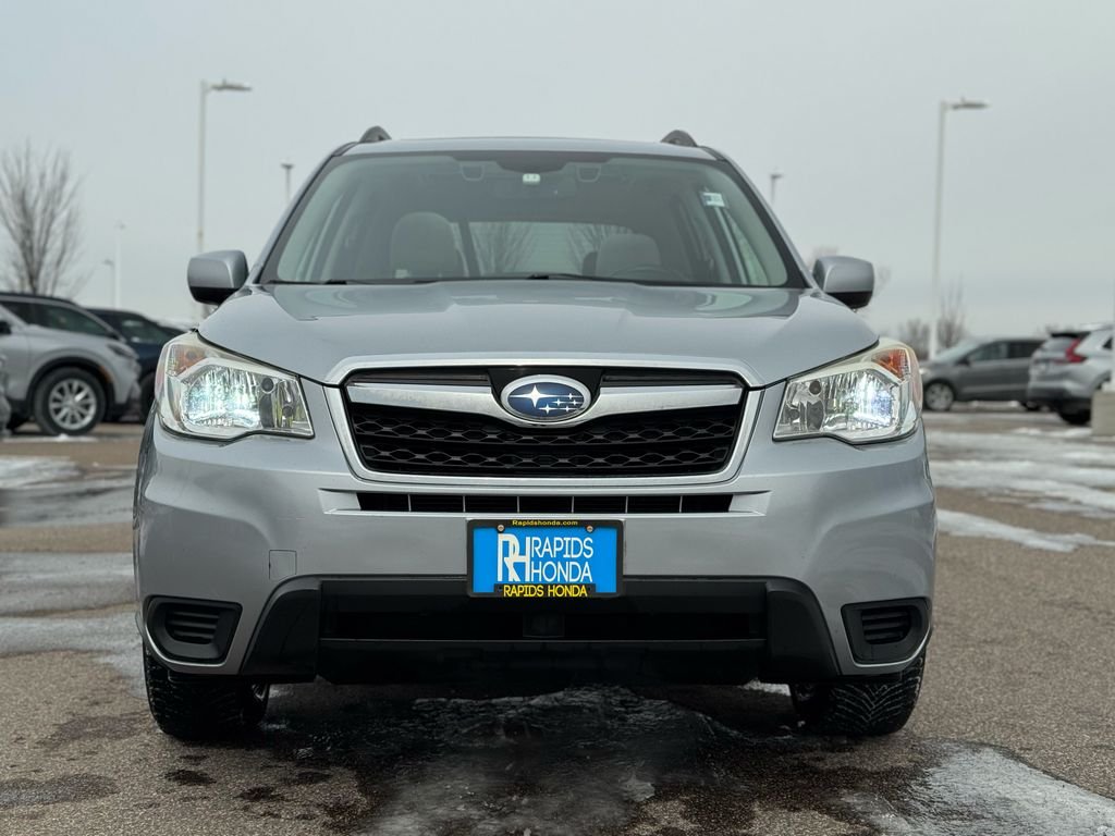 Used 2015 Subaru Forester i Premium with VIN JF2SJAGC2FH434735 for sale in Coon Rapids, Minnesota