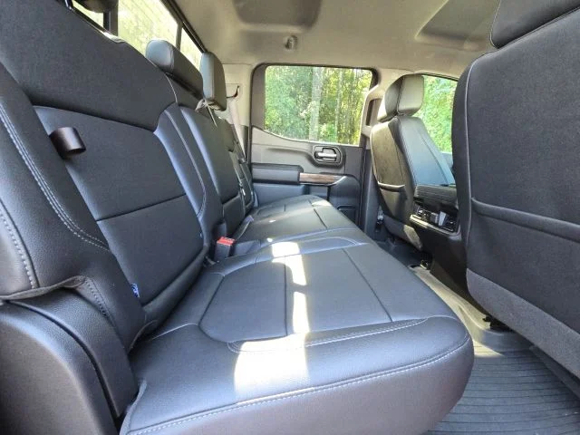 Used 2021 Red Chevrolet LT Trail Boss image 15