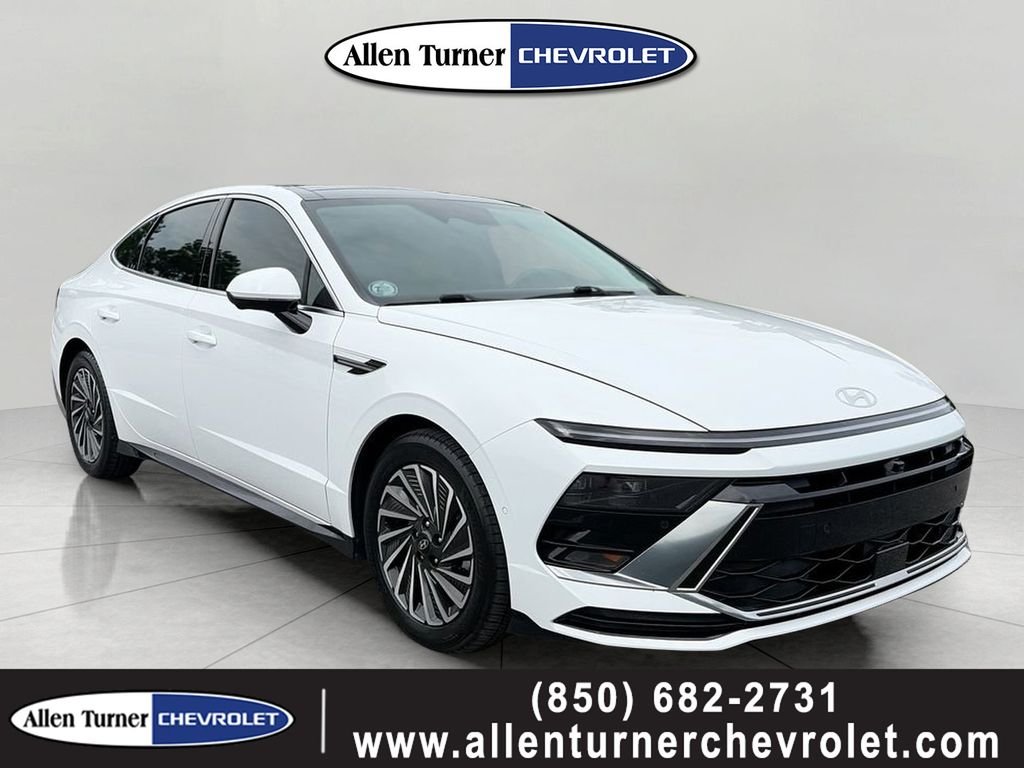 2025 Hyundai Sonata Hybrid