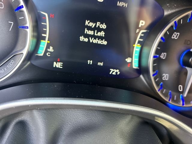 2026 Chrysler Pacifica Select - Photo 18