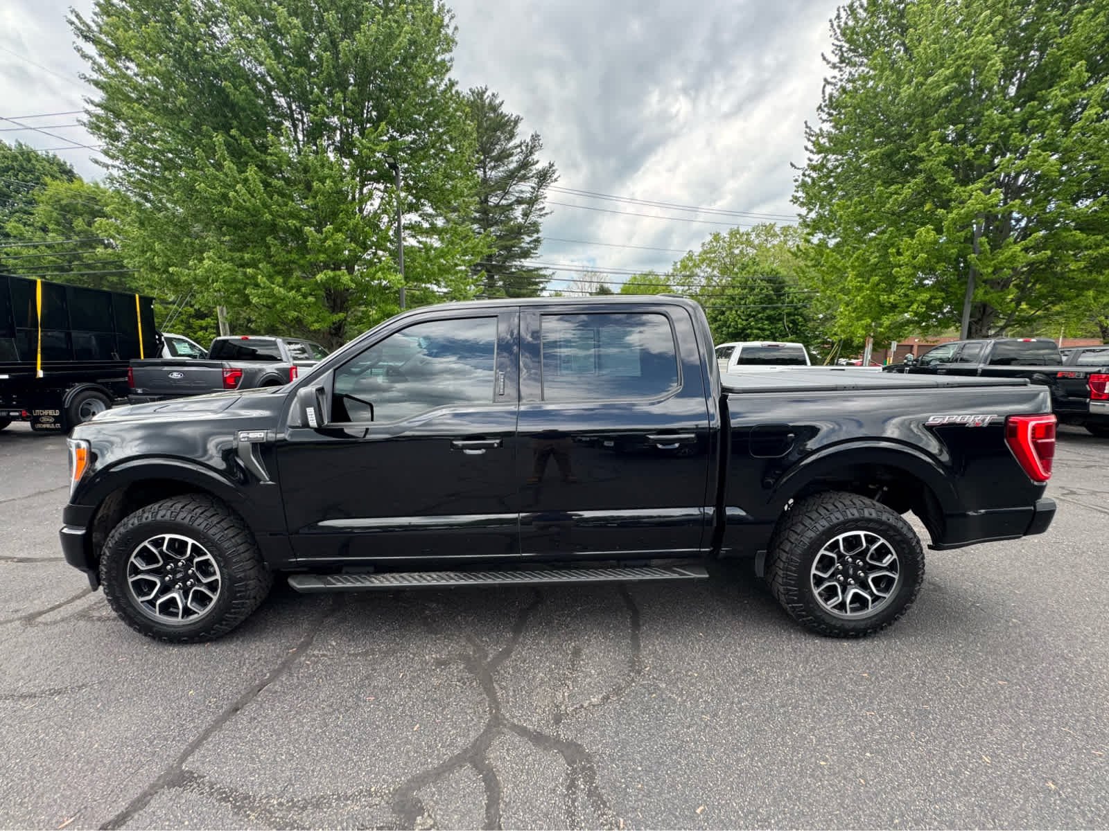 Certified Used 2023 Agate Black Ford XLT image 2