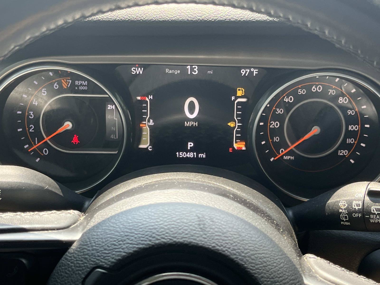 Used 2018 Black Clearcoat Jeep Sport S image 41