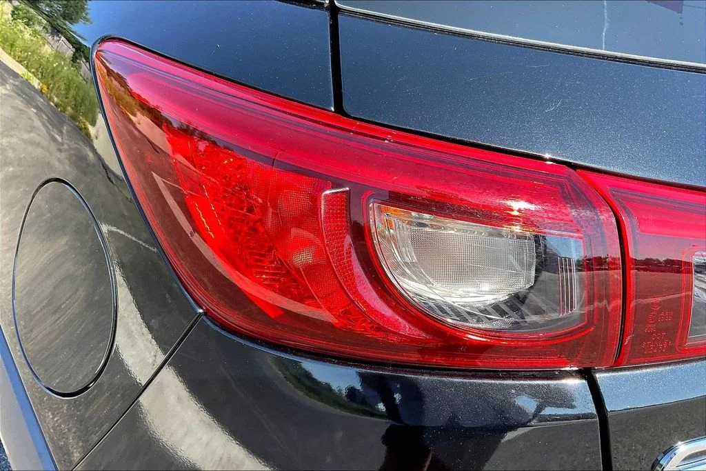 Used 2019 Black Mazda Sport image 29