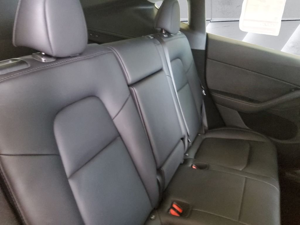 Used 2024  Tesla Long Range image 16